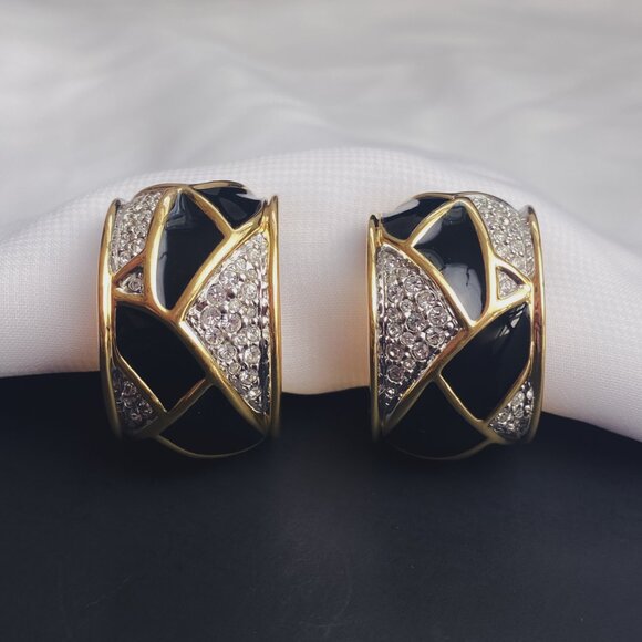 Vintage Swarovski Chunky Black Enamel Rhinestone Gold Half Hoop Clip Earrings - Picture 3 of 12